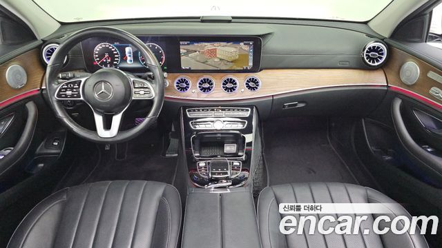 Mercedes-Benz E-Class (W213) E300 4MATIC Exclusive 2019 — фото 7