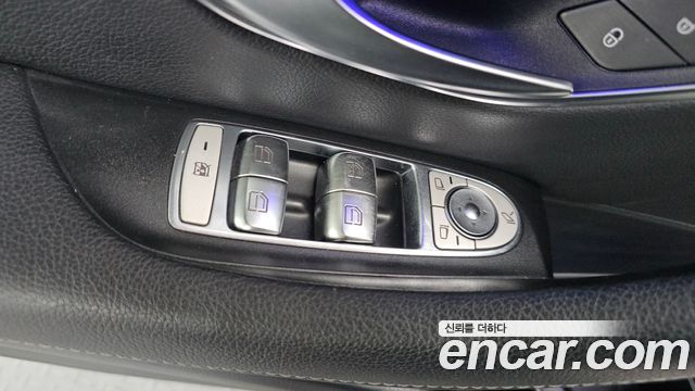Mercedes-Benz E-Class (W213) E300 4MATIC Exclusive 2019 — фото 29
