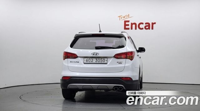 Hyundai Santa Fe (DM) Diesel(e-VGT) 2.0 4WD Premium 2013 — фото 4