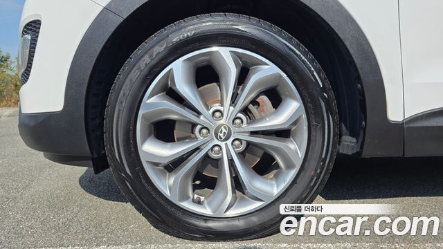 Hyundai Santa Fe (DM) Diesel(e-VGT) 2.0 4WD Premium 2013 — фото 5
