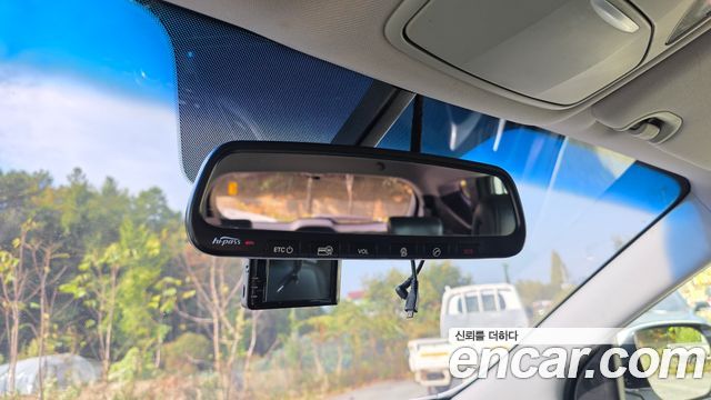 Hyundai Santa Fe (DM) Diesel(e-VGT) 2.0 4WD Premium 2013 — фото 19