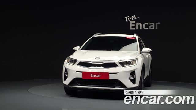 Kia Stonic 1.4 Trendy 2020 — фото 3