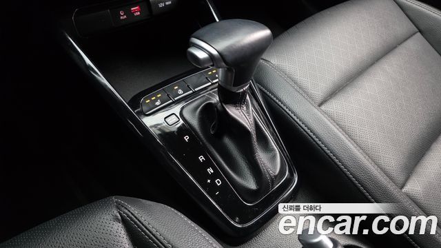 Kia Stonic 1.4 Trendy 2020 — фото 9