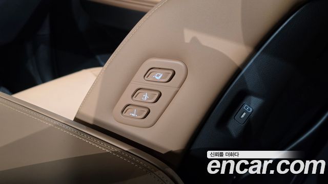 Hyundai Santa Fe (MX5) HEV 1.6 2WD Calligraphy 2025 — фото 28