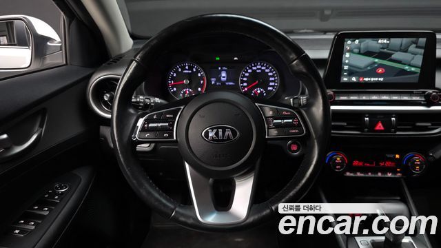 Kia K3 Prestige 2019 — фото 13