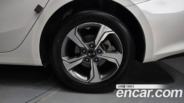 Kia K3 Prestige 2019 — фото 21