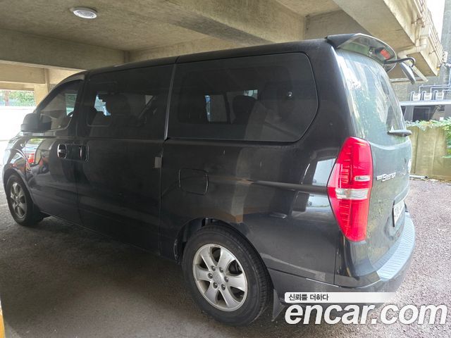 Hyundai Grand Starex Wagon 12-Seater Style 2019 — фото 2