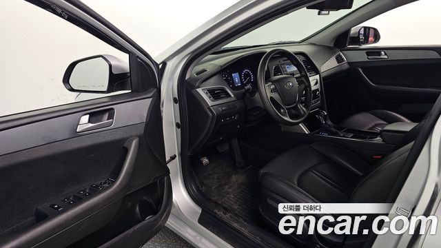 Hyundai Sonata (LF) LPI TAXI Style 2017 — фото 10