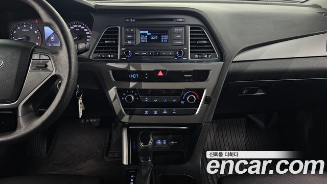 Hyundai Sonata (LF) LPI TAXI Style 2017 — фото 14