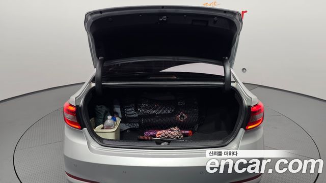 Hyundai Sonata (LF) LPI TAXI Style 2017 — фото 20