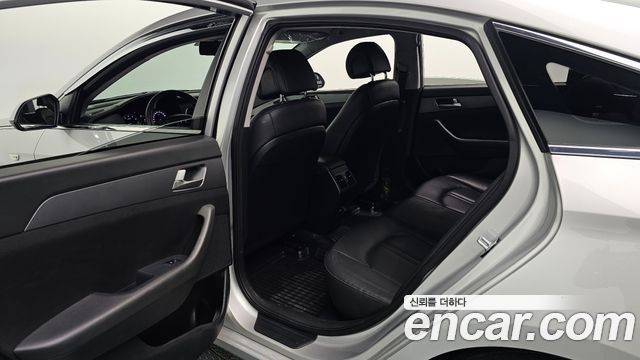 Hyundai Sonata (LF) LPI TAXI Style 2017 — фото 26