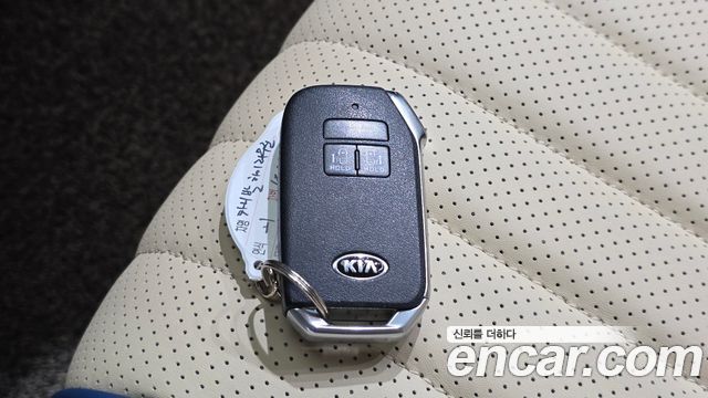 Kia Carnival (IV) Gasoline 9-Seater Hi-Limousine Signature 2021 — фото 18