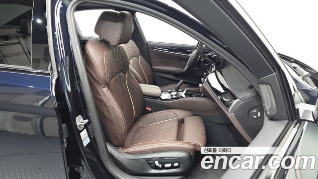 BMW 5 Series (G30) 530i M Sport Package 2023 — фото 26