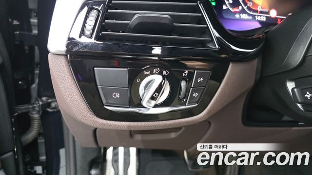 BMW 5 Series (G30) 530i M Sport Package 2023 — фото 27