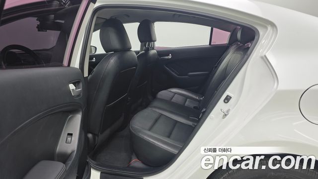 Kia K3 Luxury 2015 — фото 17