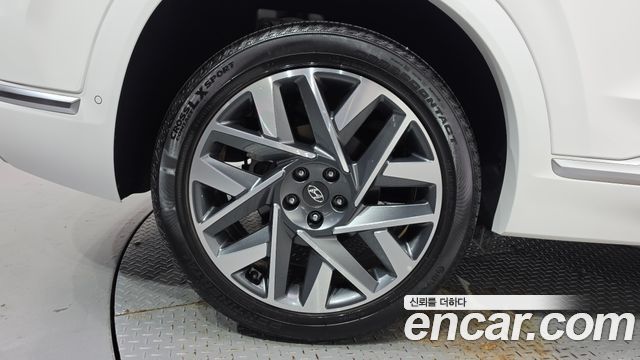Hyundai Santa Fe Diesel 2.2 2WD Calligraphy 2021 — фото 5
