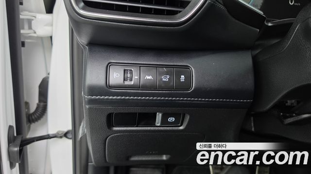 Hyundai Santa Fe Diesel 2.2 2WD Calligraphy 2021 — фото 17
