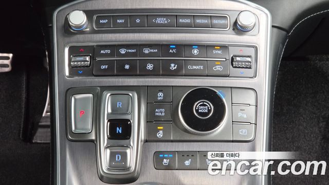 Hyundai Santa Fe Diesel 2.2 2WD Calligraphy 2021 — фото 24