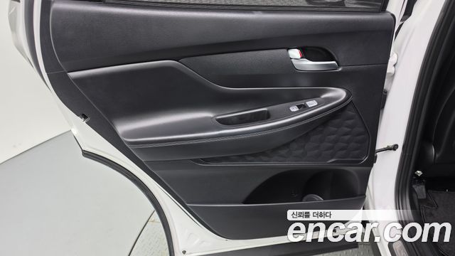 Hyundai Santa Fe Diesel 2.2 2WD Calligraphy 2021 — фото 31