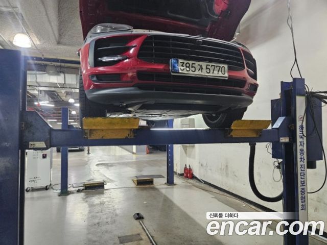 Porsche Macan 2.0 95B