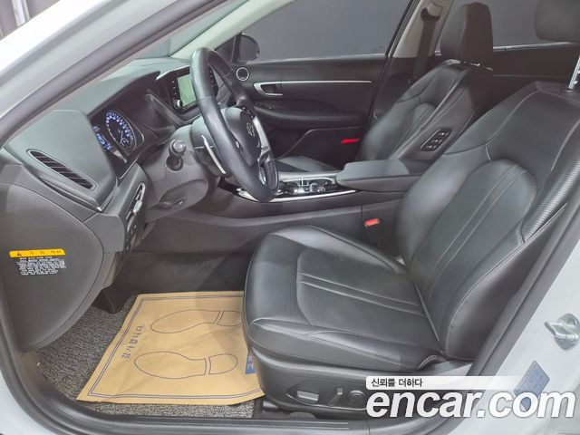 Hyundai Sonata (DN8) 2.0 Premium Family 2020 — фото 21