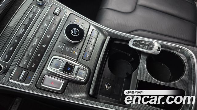 Hyundai Santa Fe Diesel 2.2 2WD Prestige 2023 — фото 9