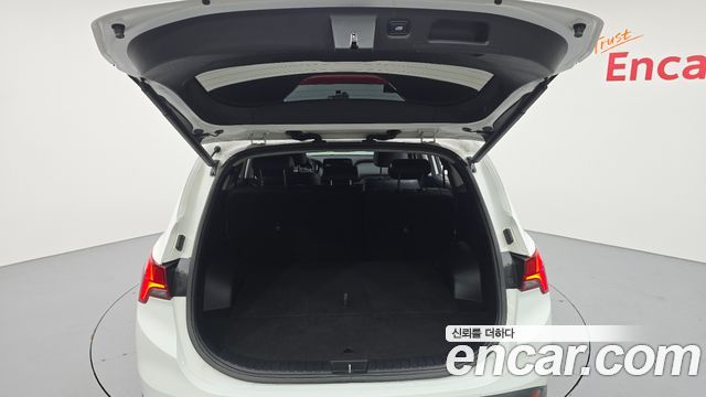 Hyundai Santa Fe Diesel 2.2 2WD Prestige 2023 — фото 20