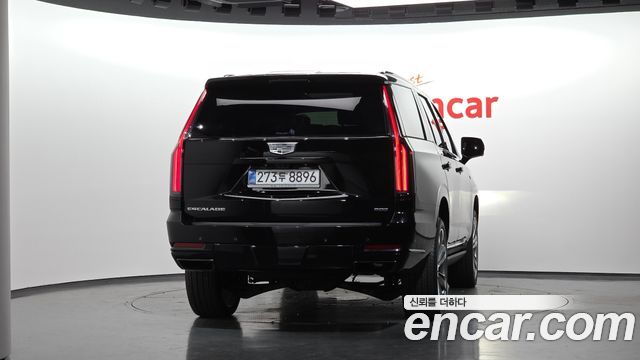 Cadillac Escalade (V) 6.2 Sports Platinum 2026 — фото 4