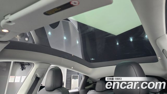 Tesla Model Y Long Range AWD 2022 — фото 17