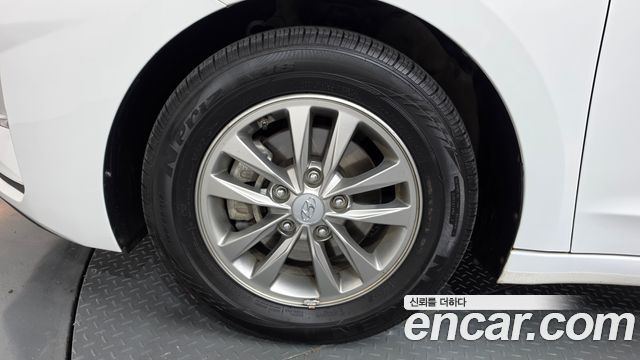 Hyundai Avante (AD) 1.6 Smart 2020 — фото 5