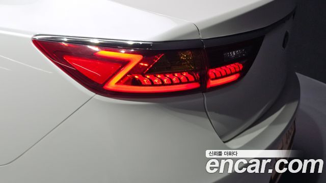 Kia K7 2.4 GDI Limited Edition 2017 — фото 23
