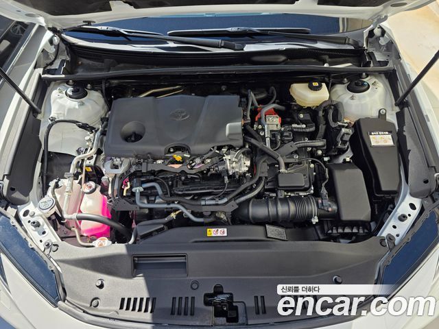 Toyota Camry (XV80) 2.5 XLE Premium Hybrid 2025 — фото 6