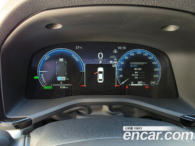 Toyota Camry (XV80) 2.5 XLE Premium Hybrid 2025 — фото 8