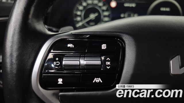 Kia K8 2.5 Gasoline 2WD Signature 2023 — фото 17