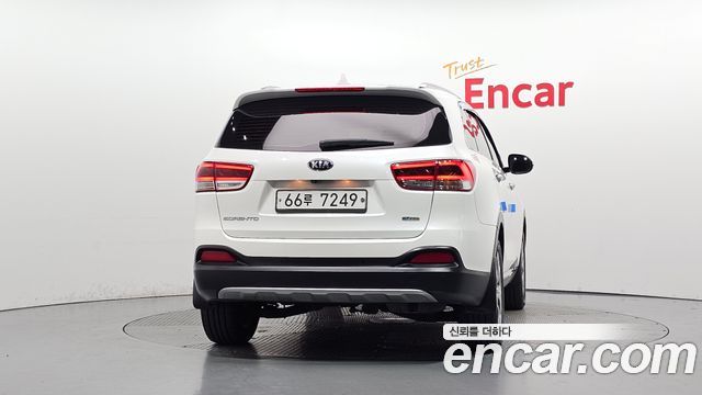 Kia Sorento Diesel 2.0 2WD Prestige 2016 — фото 4