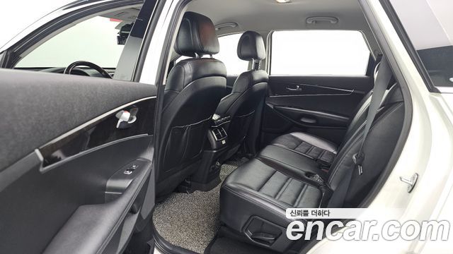 Kia Sorento Diesel 2.0 2WD Prestige 2016 — фото 12