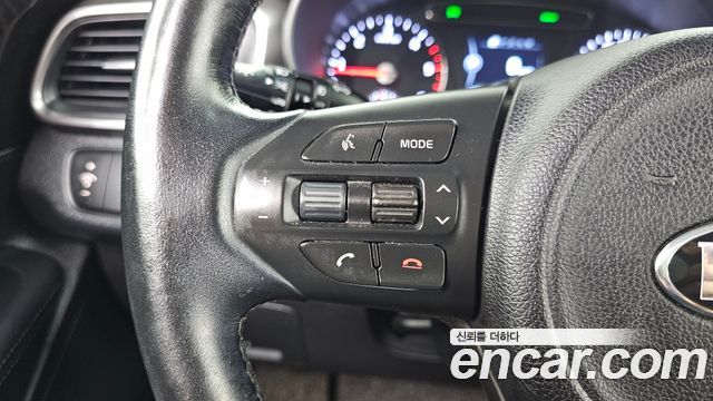 Kia Sorento Diesel 2.0 2WD Prestige 2016 — фото 18