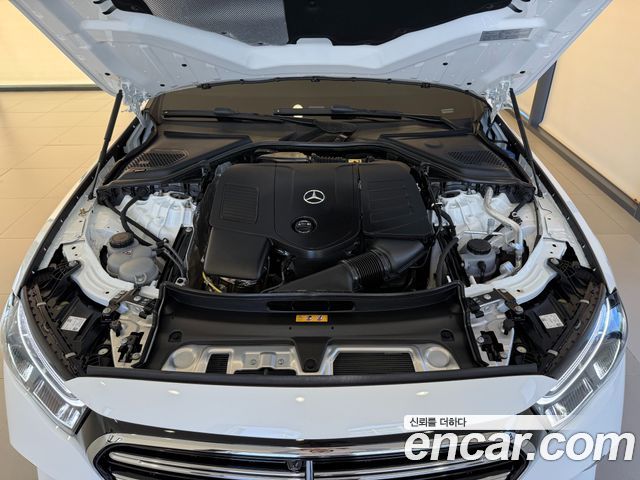 Mercedes-Benz E-Class (W214) E300 4MATIC Exclusive 2026 — фото 6
