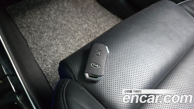 Kia K7 Premier 2.5 GDI X Edition 2021 — фото 15