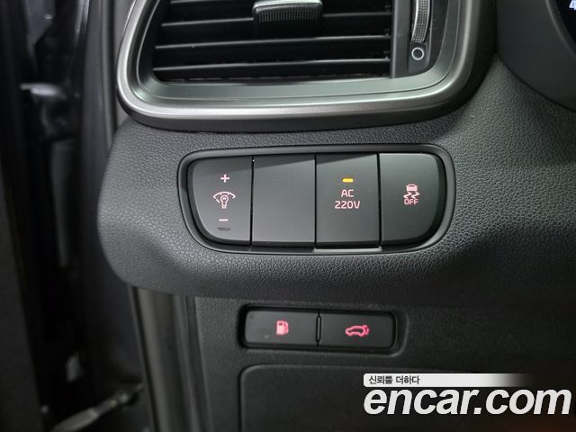 Kia Sorento Diesel 2.0 2WD Noblesse Special 2017 — фото 15