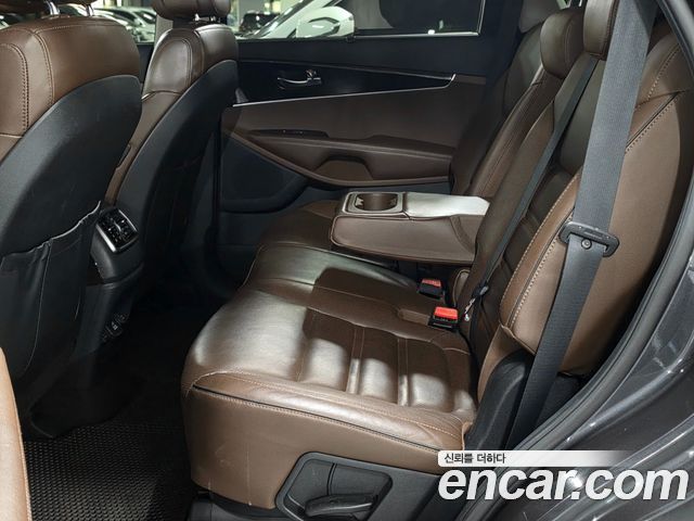 Kia Sorento Diesel 2.0 2WD Noblesse Special 2017 — фото 21