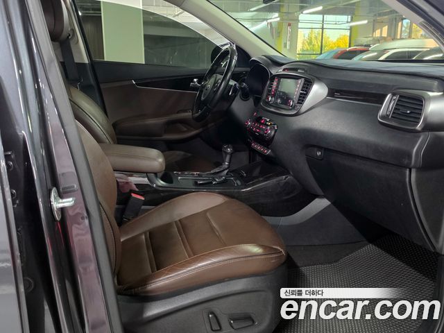 Kia Sorento Diesel 2.0 2WD Noblesse Special 2017 — фото 22