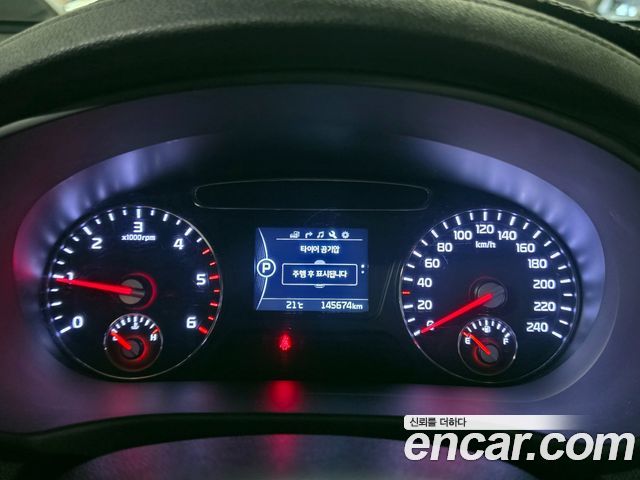 Kia Sorento Diesel 2.0 2WD Noblesse Special 2017 — фото 24
