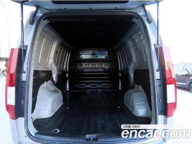 Hyundai Staria Cargo 3-Seater Modern 2022 — фото 21