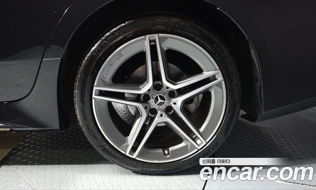 Mercedes-Benz CLS-Class (C257) CLS300d 4MATIC 2023 — фото 21