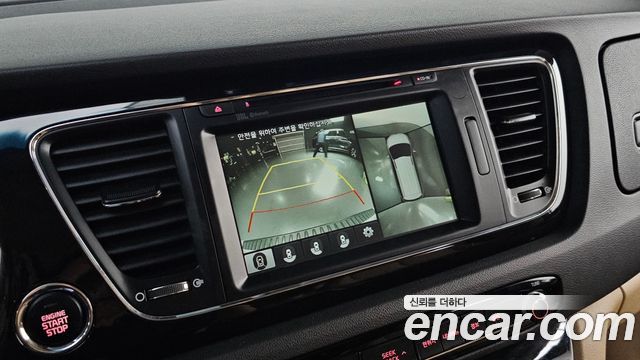 Kia Carnival 9-seater Hi-Limousine Noblesse 2017 — фото 16
