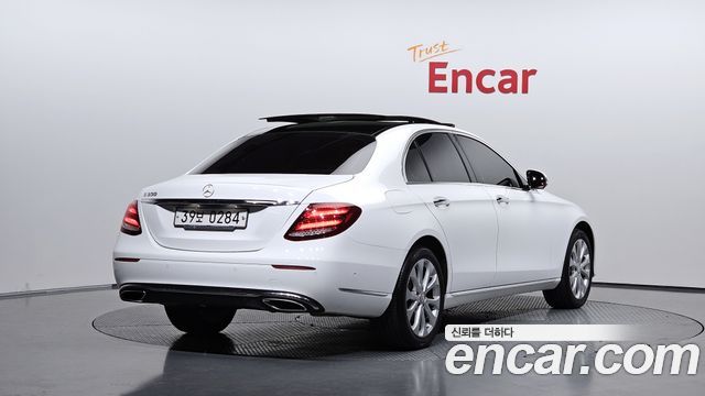 Mercedes-Benz E-Class (W213) E300 Exclusive 2017 — фото 2