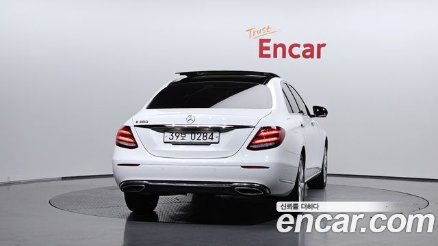Mercedes-Benz E-Class (W213) E300 Exclusive 2017 — фото 4