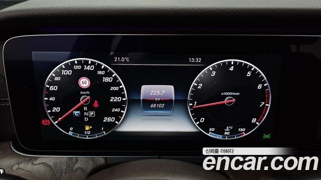Mercedes-Benz E-Class (W213) E300 Exclusive 2017 — фото 8