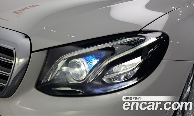 Mercedes-Benz E-Class (W213) E300 Exclusive 2017 — фото 22